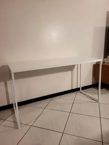 Escrivaninha industrial branca 135x50