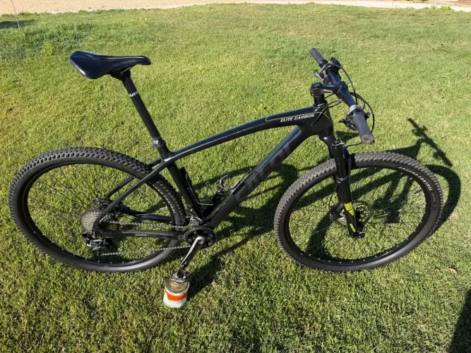 Bicicleta Caloi elite carbon mtb