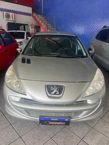 Peugeot 207 XR 1.4 Flex 8V 5P 2013