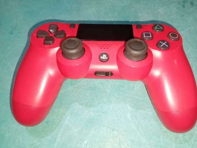 Controle original de ps4 vermelho com analógicos Hall effect