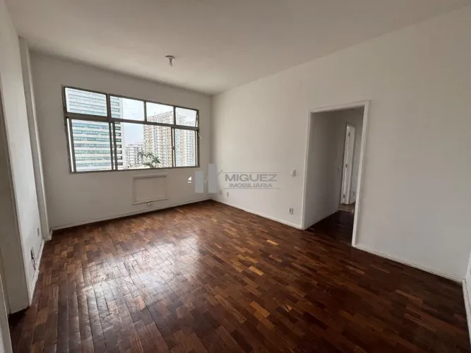 Apartamento à venda Rua Professor Gabizo, Sala em 2 ambientes, 3 quartos, vaga em escritur