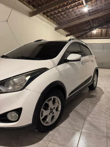 Hyundai HB20X Premium 1.6 Flex 16V Aut. 2015