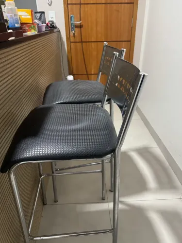 Vendo 2 banquetas de cozinha cadeiras altas cozinha