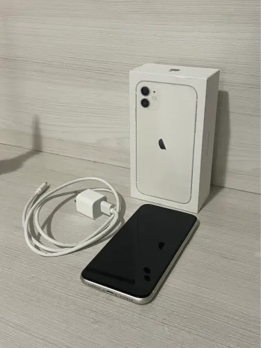 iPhone 11 64GB