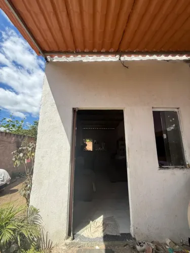 Vende-se casa