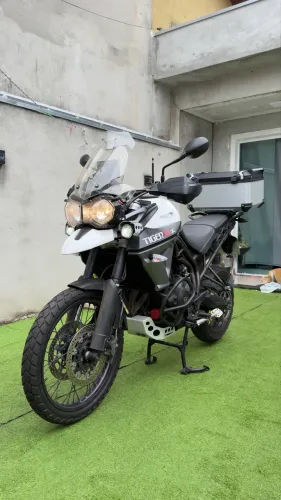 TRIUMPH TIGER 800 xcx