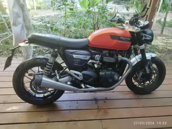 Triumph Speed Twin 1200