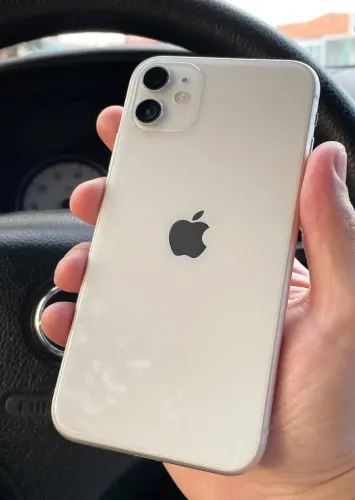 Iphone 11 muito novo