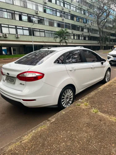 Ford Fiesta Sed. Ti./ti.plus1.6 16V Flex Aut. 2014