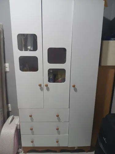 Guarda roupa infantil 