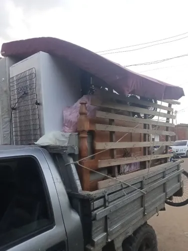 Frete e mudanças pequenas . carro médio 