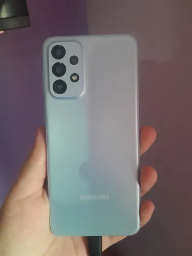 Vende-se celular