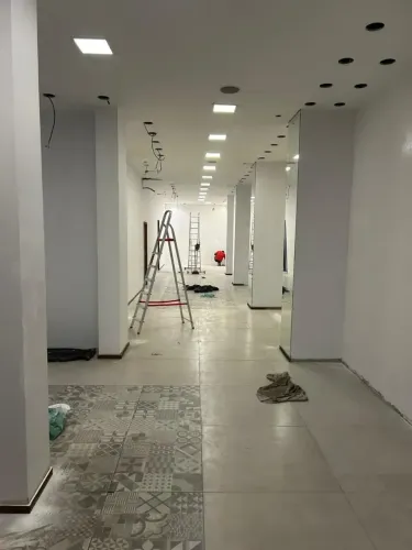 Imóvel para aluguel possui 260 metros quadrados em Campo Grande - Rio de Janeiro - RJ