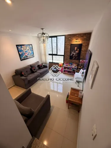 Sobrado com 2 suítes, 3 banheiros ao total à Venda, 115m² por R$690.000,00