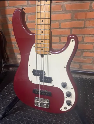 Baixo Ibanez Roadstar anos 80 