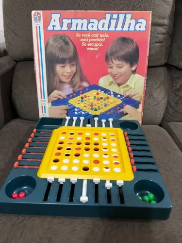 Jogo Armadilha Anos 70 Estrela