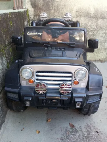 Carro infantil 12v preto