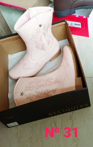 Bota infantil texana rosa.