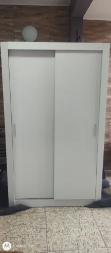 Roupeiro semi novo 2 P