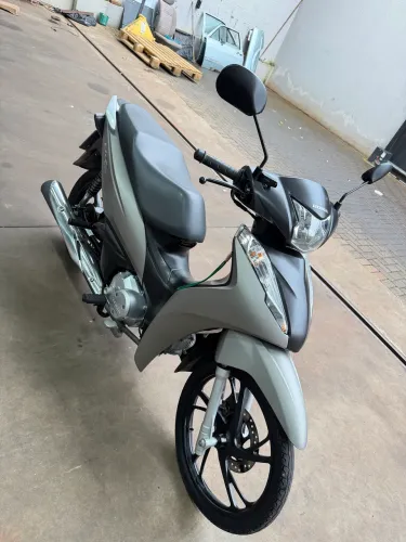 VENDO HONDA BIZ 125 FLEX 2024