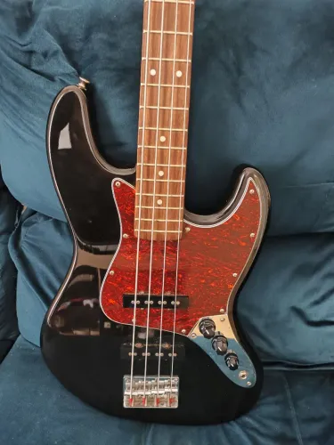 Baixo SX Jazz Bass