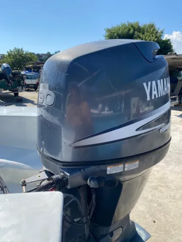 Motor Yamaha 90 