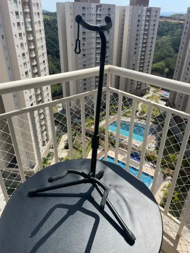 Estante chão Guitarra