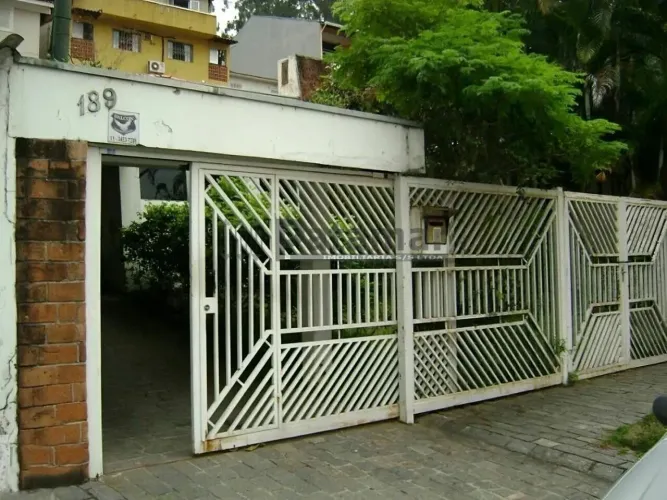 Terreno com casa para reforma! Jd Peri Peri proximo metro Vila Sonia!