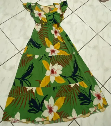 Vestido Longo Floral Tropical Verde - Tamanho Único (Veste M) - Lindo e Fresco!