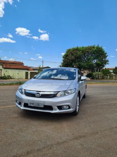Honda Civic Sedan LXR 2.0 Flexone 16V Aut. 4P 2014