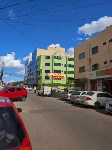 Prédio Inteiro, excelente localização! Quitado e escriturado! Polo de modas