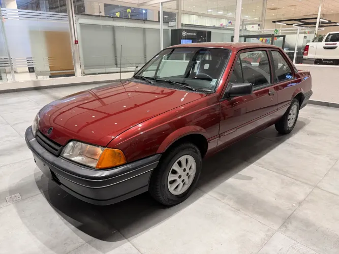 Chevrolet Monza GL 1.8 Efi/ SL/ L/ 650/barc. 2e4p (álcool) 1993