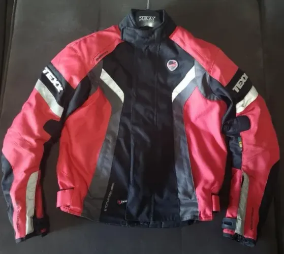 Jaqueta motoqueiro (Feminino)