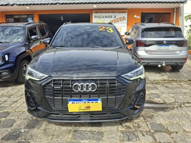 Audi Q3 Perf. Black 2.0 TFSI Tiptr. Quattro 2023
