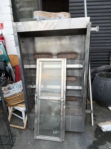 Maquina de assar frango