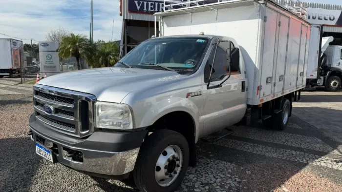 Ford F-4000 ano 2015