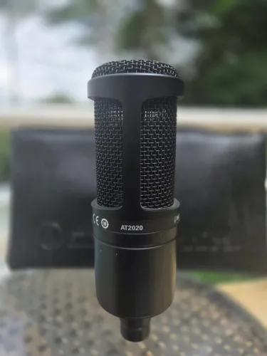 Microfone Audio-Technica AT2020