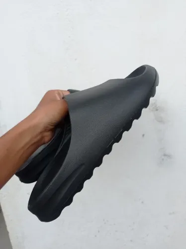 Chinelo nuvem 