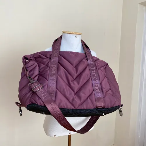track & field | mala matelassê duffel rosa malva