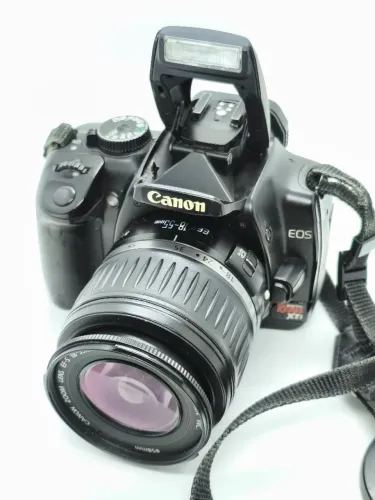 Canon EOS Rebel XTi + Lente 18-55  somente 6570 disparos