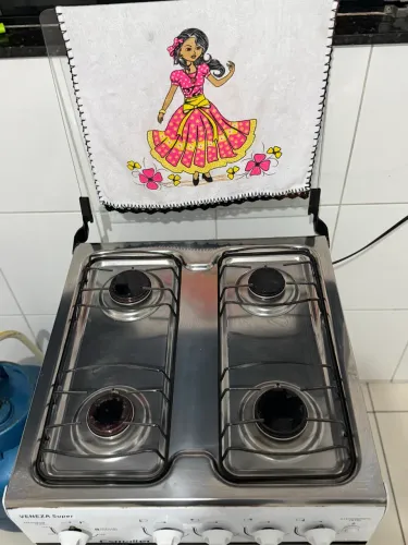? Fogão Esmaltec 4 Bocas Veneza Super com Mesa de Inox e Acendimento Automático - R$ 500