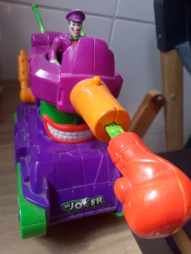 Tanque coringa imaginext
