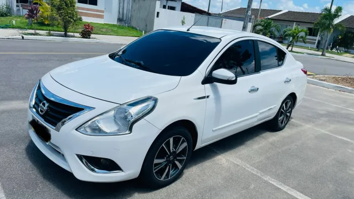 Nissan Versa SL 1.6 16V Flexstart 4P Aut. 2018