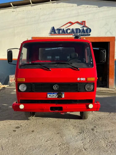 Caminhão Volkswagen 6.90