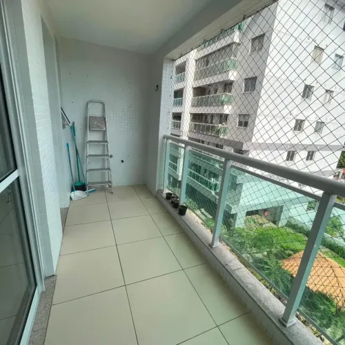 Alugo Apartamento Semimobiliado