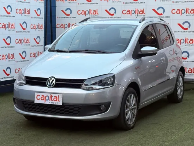 Volkswagen Fox Rock IN RIO 1.6 MI Total Flex 8V 5P 2014