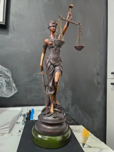 Estátua Deusa Artemis Aço 38cm