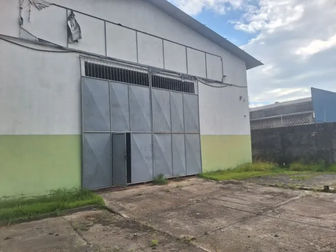 Galpão 750 m2 terreno 1.600 m2 vendo ou alugo 1.200.000,00