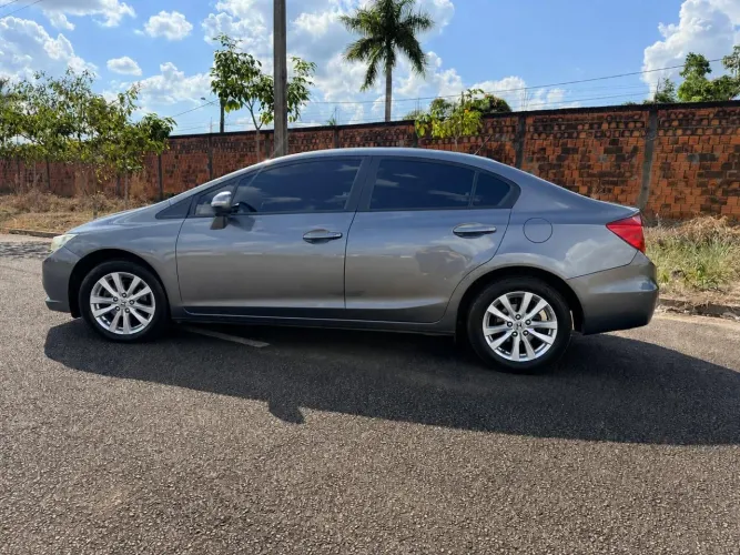Honda Civic Sedan LXR 2.0 Flexone 16V Aut. 4P 2014