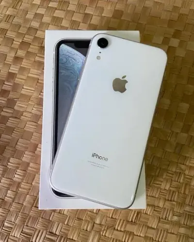 VENDO IPHONE XR 64GB semi zero único dono